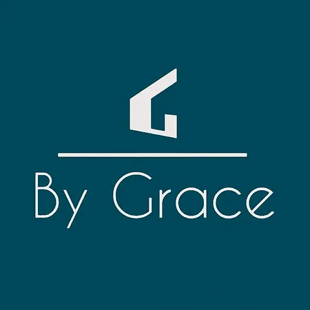 By Grace Πανσιόν Ρώμη