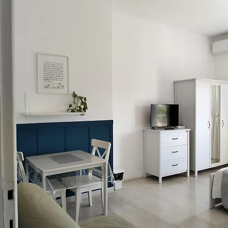 By Grace Penzion Řím